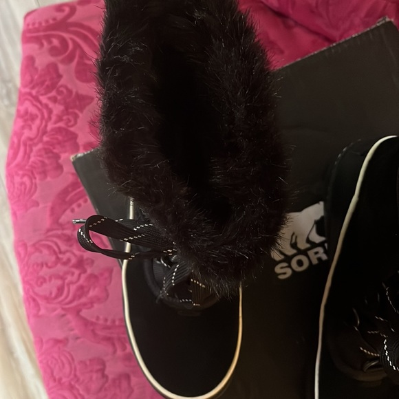 Very gently worn as they are half size too large for me! - Picture 3 of 5